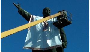 Запорожский террорист угрожает взрывами за снос памятника Ленину