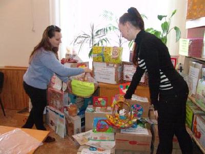 В запорожских школах собирают пасхальные подарки для военных