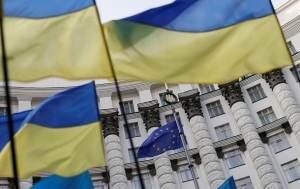 Яценюк уверен, что зона свободной торговли с ЕС заработает с 1 января 2016 года
