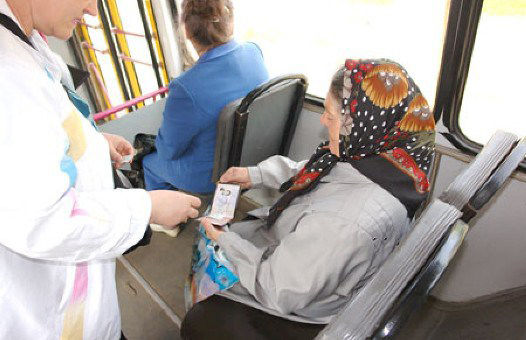 Власть передумала и оставила бесплатный проезд в общественном транспорте для пенсионеров