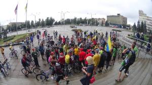 Запорожские велосипедисты напомнили о себе власти