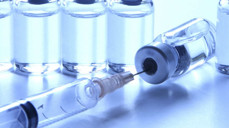 Власть надеется, что дефицит вакцин для детей сократится за счет международных фондов