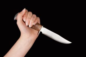 В Запорожской области женщина ударила ножом молодого мужа