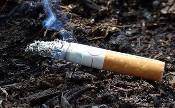 Неосторожно закуренная сигарета чуть не убила мелитопольца