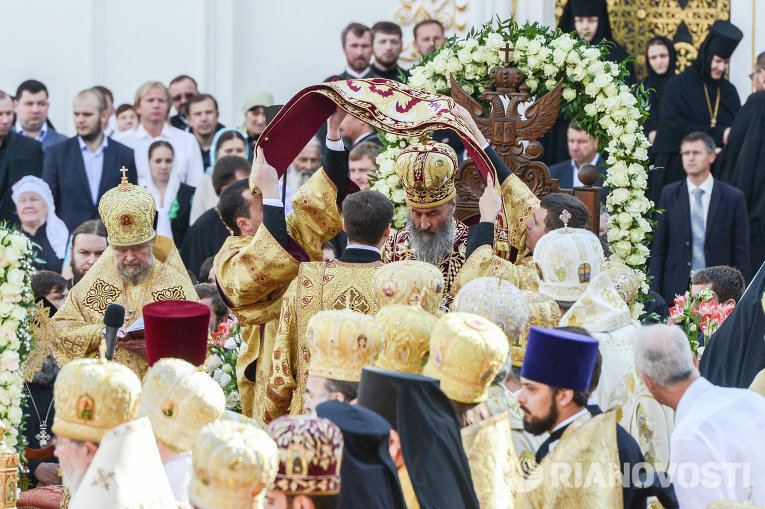Запорожские православные отметят годовщину выборов молебном
