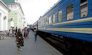 Поезд Киев-Бердянск будет ходить в два раза чаще