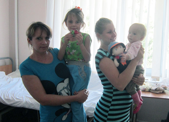 В запорожской больнице спасли жизнь троих детей с пороком сердца