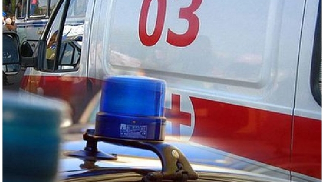 В Запорожской области мотоцикл врезался в припаркованный «Москвич»: водитель скончался