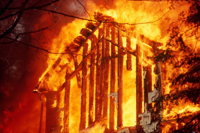 Житель Запорожской области сгорел в собственном доме