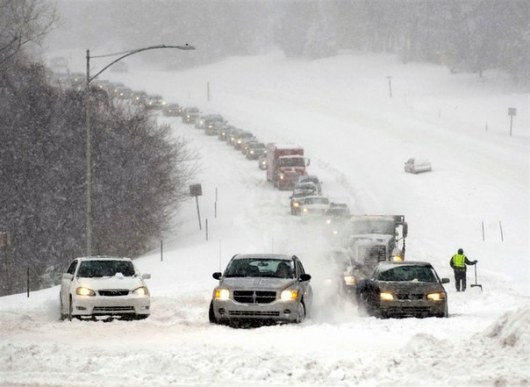 Запорожская ОГА будет круглосуточно реагировать на неблагоприятные погодные условия и ЧП на дорогах