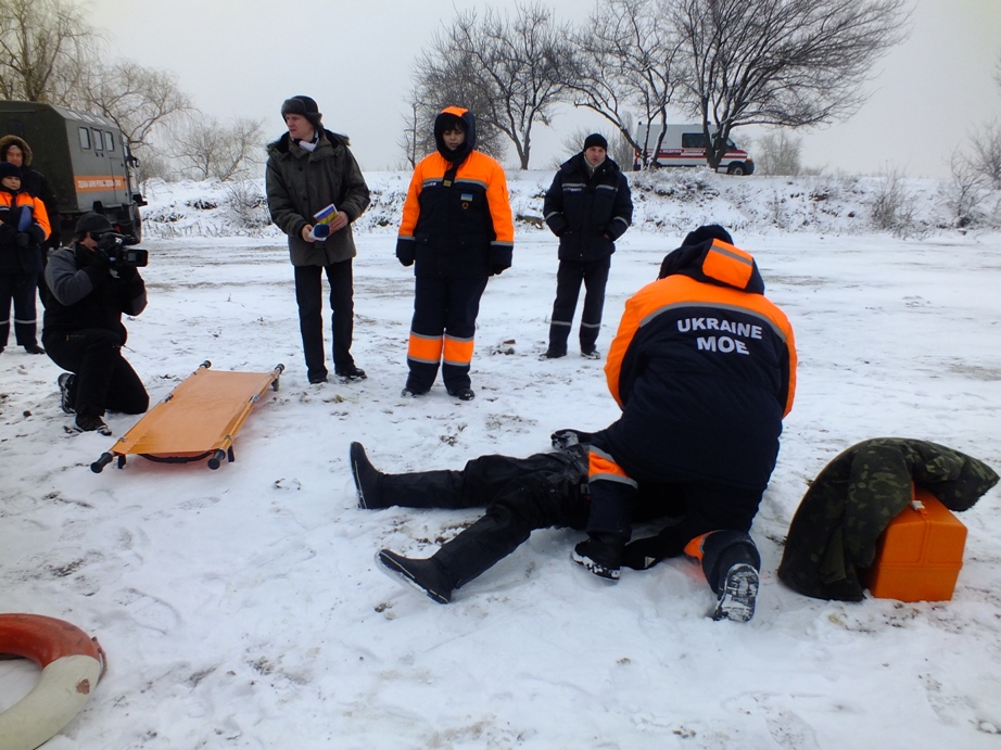 Запорожские спасатели готовятся к предупреждению ЧС на воде зимой