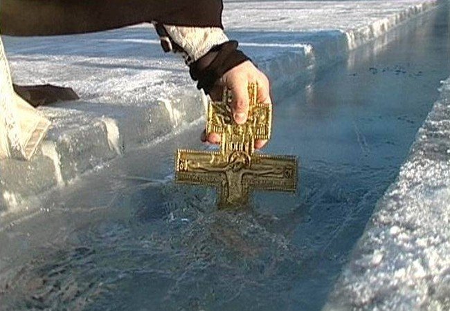 На Крещение в Запорожской области будут работать 114 спасателей