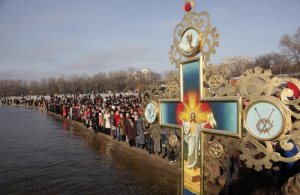 Запорожские спасатели рассказали, где безопасно купаться на Крещение