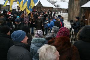 Ко Дню Соборности на запорожской Хортице состоялся флешмоб