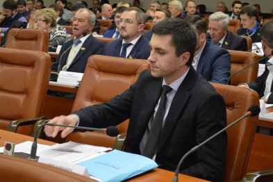 Больше не депутат: В Запорожском горсовете народный избранник сложил депутатские полномочия