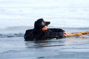 В Запорожской области рыбак-экстремал спас себя сам