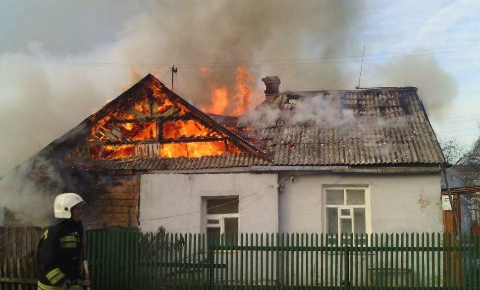 Выпил, закурил, уснул и попал в морг: В Запорожской области сгорел мужчина