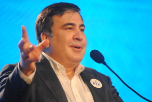 Борьба с коррупцией или пиар: Зачем Саакашвили ездит по регионам
