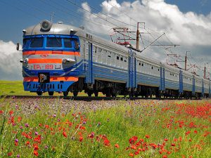 Из Запорожья во Львов на пасхальные и майские праздники пустят дополнительный поезд (расписание)