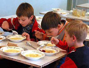 В Запорожских садах и школах будет качественное питание – на то есть политическая воля власти