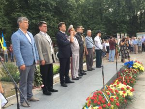 В Запорожье провели митинг, посвященный 75-летию начала обороны города