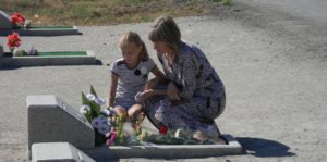 Запорожцы почтили память погибших под Иловайском - ФОТО