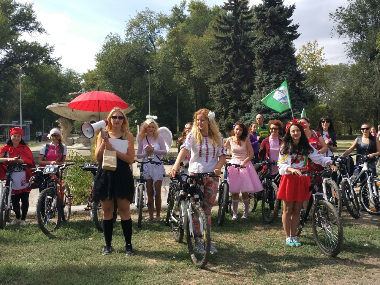 В Запорожья состоялся женский велопробег