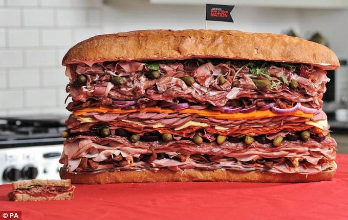 На выходных в Запорожье приготовят гигантский бутерброд