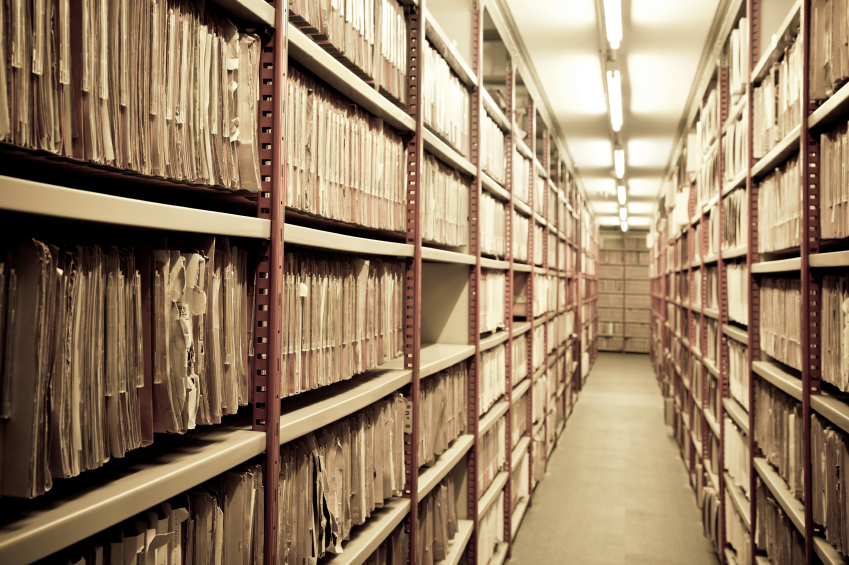 В Запорожье департамент ЖКХ обустроит вместо подвала архив за полмиллиона гривен