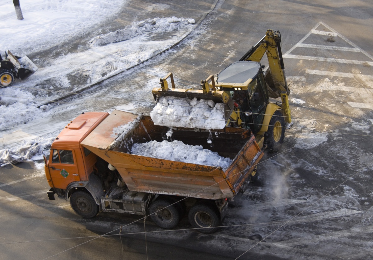 В Запорожье потратят почти полтора миллиона гривен на уборку снега