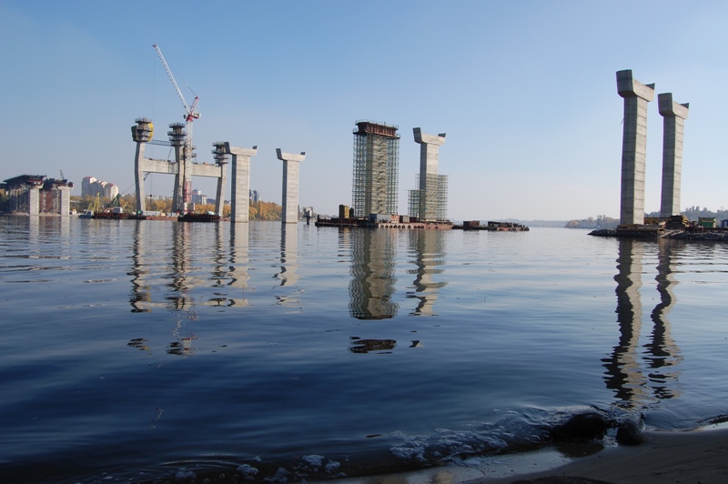 Строительство запорожских мостов под угрозой: правительство не выделило обещанные деньги