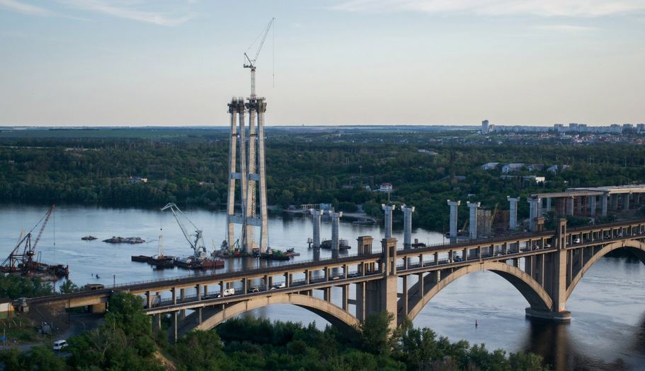 На строительство запорожских мостов выделят еще 28 миллионов