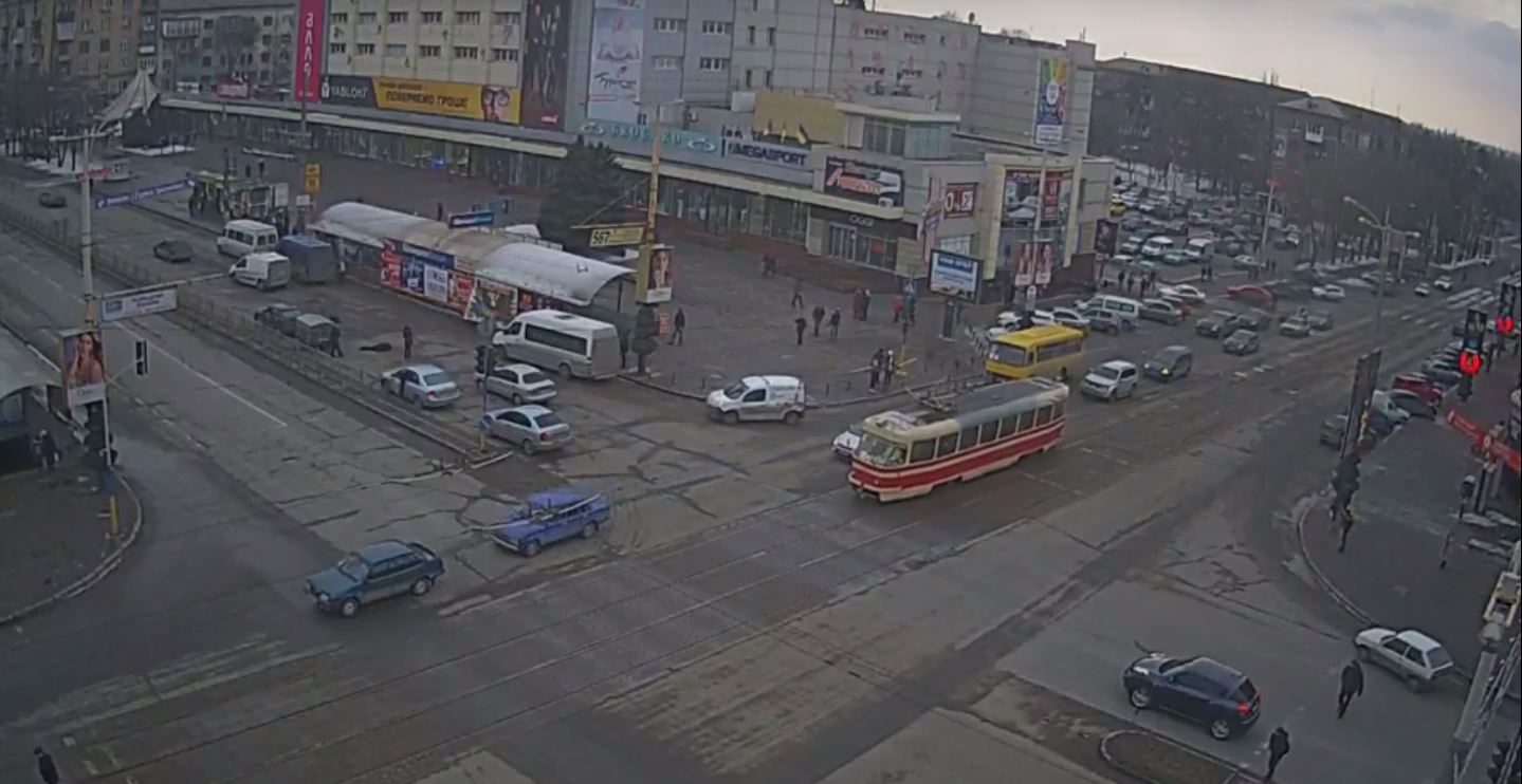 В сети появилось видео с места смертельного ДТП в Запорожье