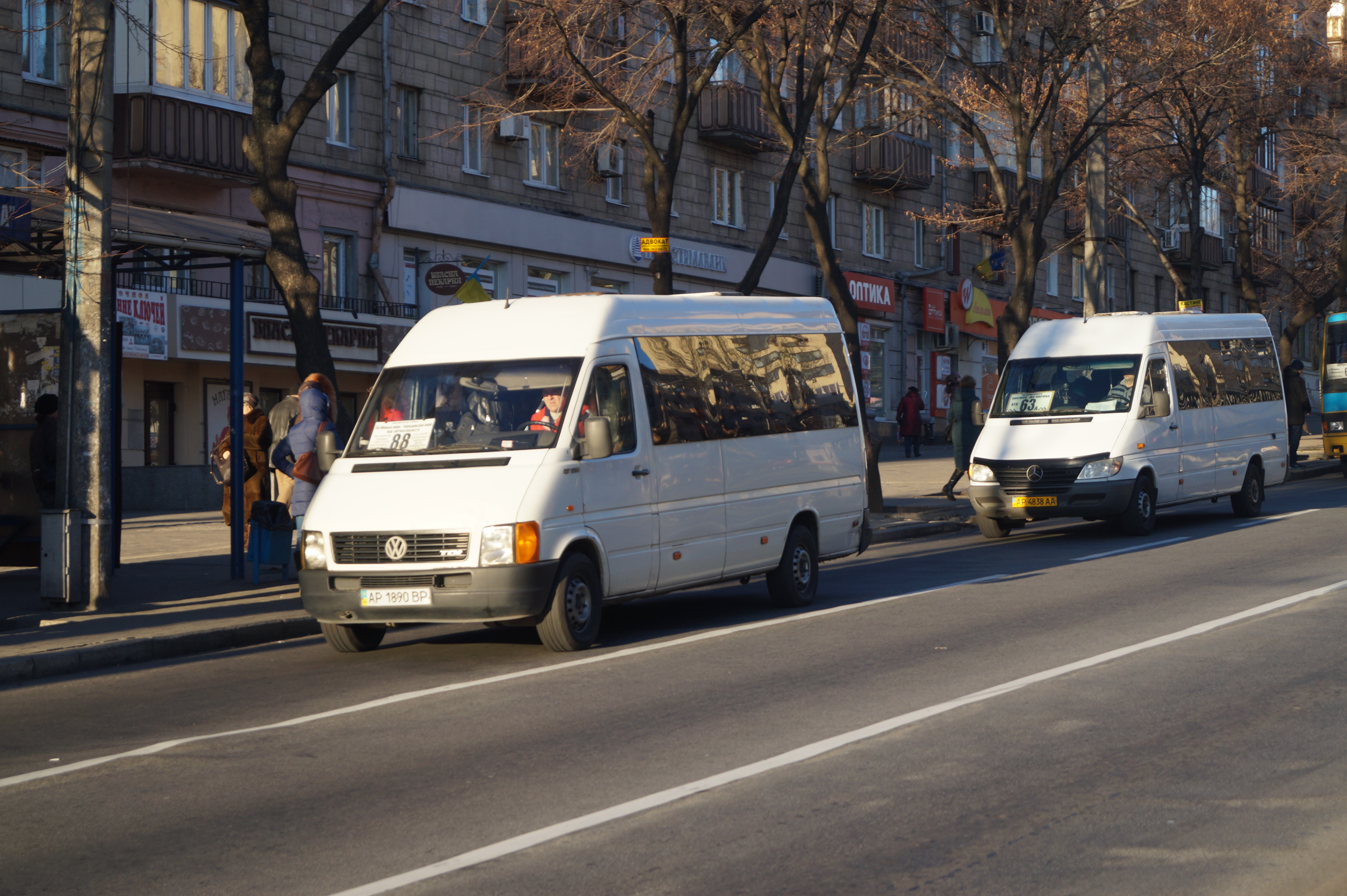 В Запорожье пассажир жестоко избил водителя маршрутки - ВИДЕО