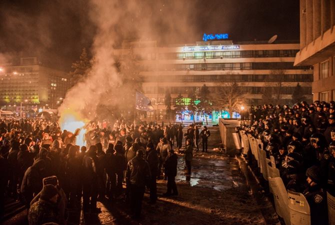 В сеть выложили фильм о разгоне запорожского Майдана - ВИДЕО