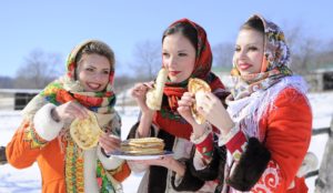Масленица по-запорожски: где на выходных горожане смогут полакомиться блинами и поучаствовать в праздничных развлечениях