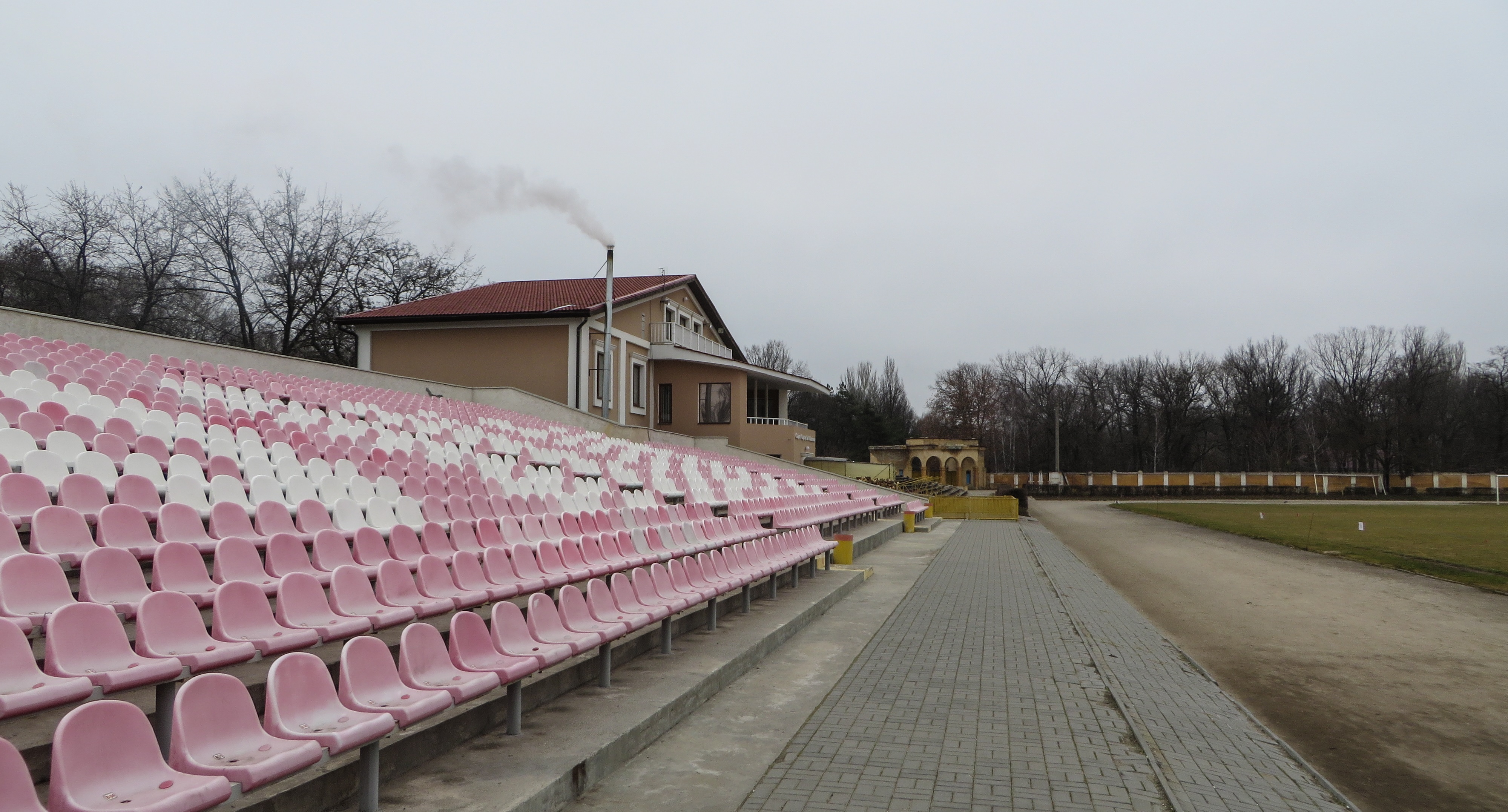 В Запорожской области на реконструкцию стадиона планируют потратить 11 миллионов гривен