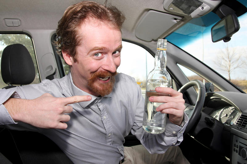 В Запорожье у пьяного водителя отобрали права и машину - ФОТО