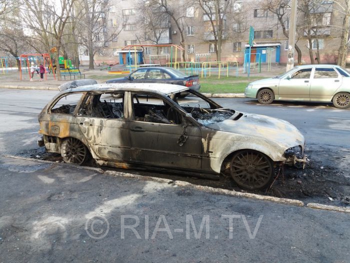 В Запорожской области ночью сгорел автомобиль BMW - ФОТО