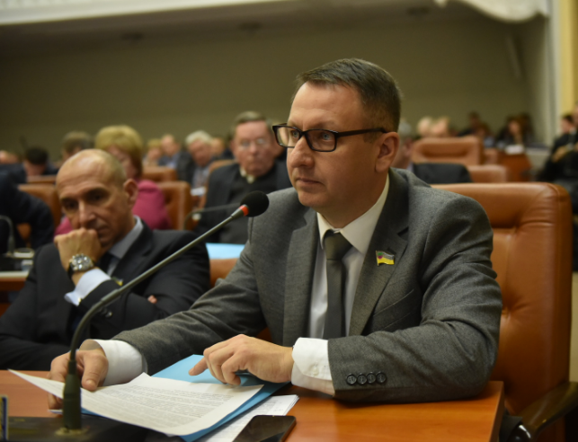 Депутат Запорожского горсовета сложил мандат