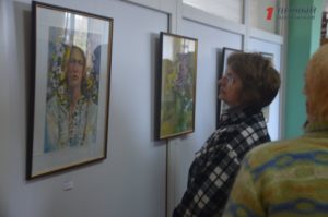 В Запорожье открылась выставка картин «Весенние дыхание» - ФОТО