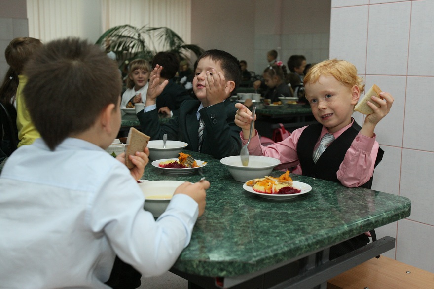 В одной из громад Запорожской области отменили бесплатное питание для школьников