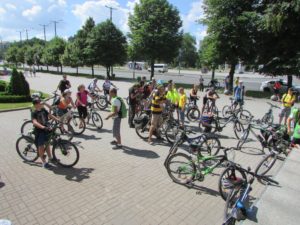  В Запорожье прошла ежемесячная акция велоактивистов «Критическая масса» - ФОТО