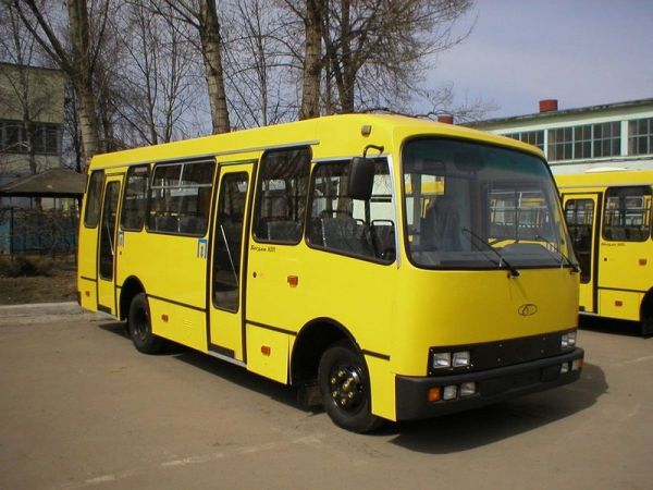 В Запорожской области проверяют техническое состояние пригородных и междугородных автобусов