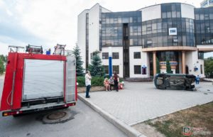 Появилось видео момента жуткой аварии в центре Запорожья - ВИДЕО