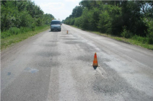 В Запорожской области ремонтируют наиболее проблемные участки дорог