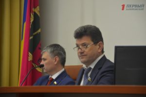 Владимир Буряк открыл сентябрьскую сессию городского совета