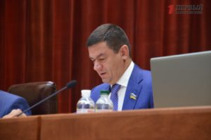 Григорий Самардак намерен собрать депутатов на очередную сессию, чтобы рассмотреть бюджетные вопросы