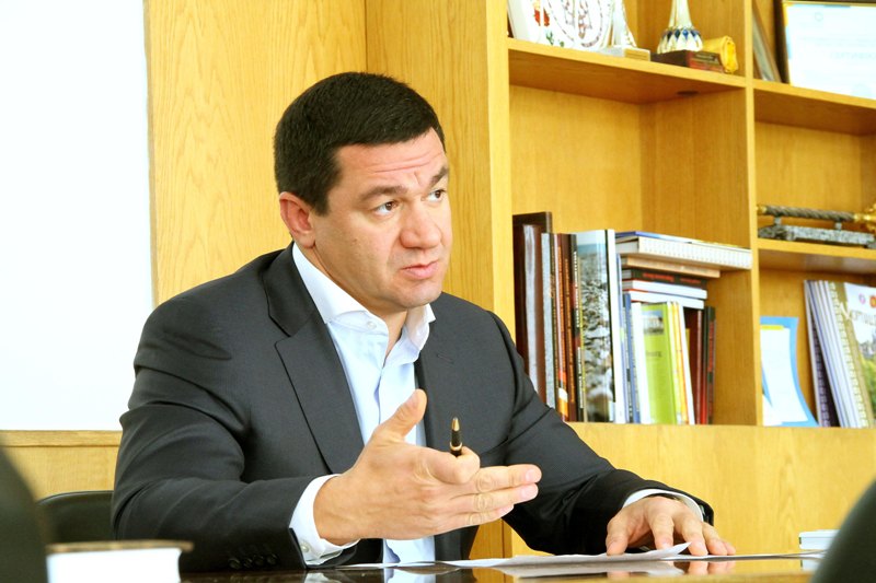 Депутаты областного совета на сентябрьской сессии будут заседать два дня