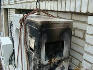 В Запорожской области из-за кондиционера едва не сгорела квартира